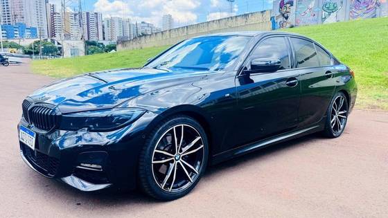 BMW 320i 2.0 16V TURBO GASOLINA M SPORT AUTOMÁTICO